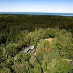Cozy Summerhouse In An Incredibly Scenic Location Hébergement de vacances *
