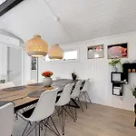 Hébergement de vacances Cozy Summerhouse In An Incredibly Scenic Location Hadsund