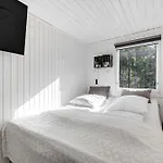 Hébergement de vacances Cozy Summerhouse In An Incredibly Scenic Location Hadsund