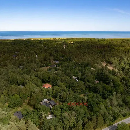 Cozy Summerhouse In An Incredibly Scenic Location Дом отдыха
