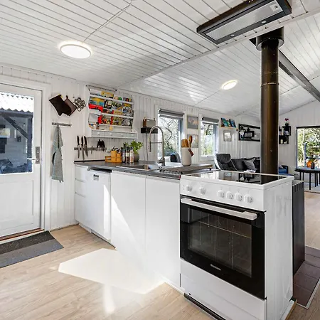 Hébergement de vacances Cozy Summerhouse In An Incredibly Scenic Location Hadsund