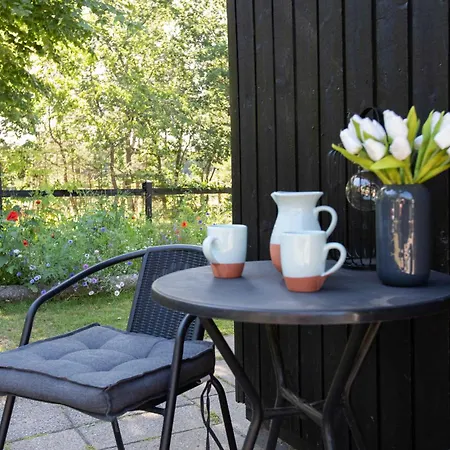 Дом отдыха Cozy Summerhouse In An Incredibly Scenic Location